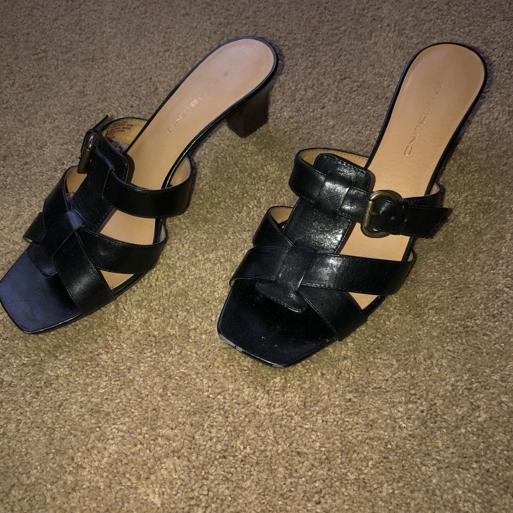 Black leather heel sandal